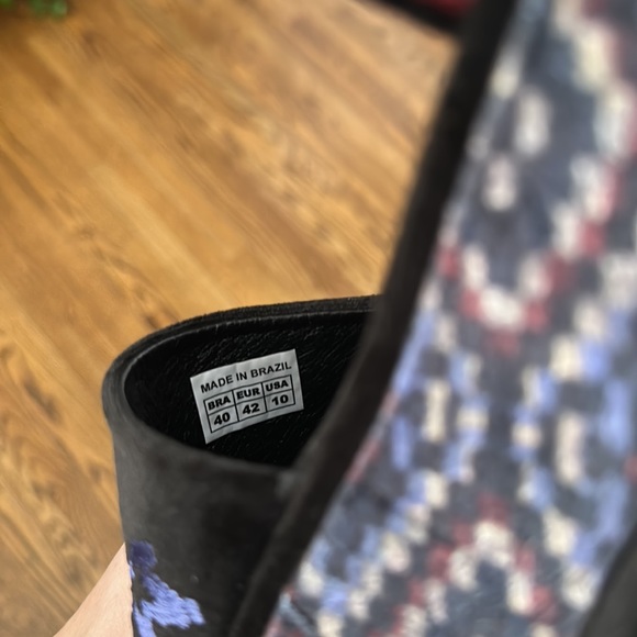 Farm Rio Black Closed Toe Platform Sandal - Picture 7 of 9